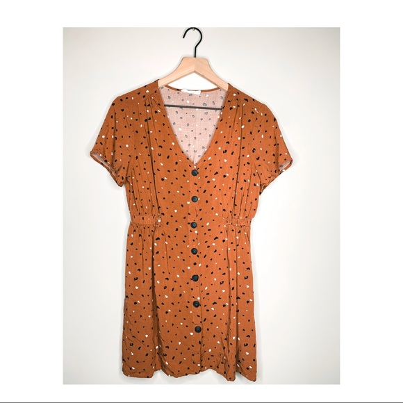 Lush Dresses & Skirts - Lush Camel Colored Dress w/ cinched waist Lush Dresses & Skirts - Lush Camel Colored Dress w/ cinched waist